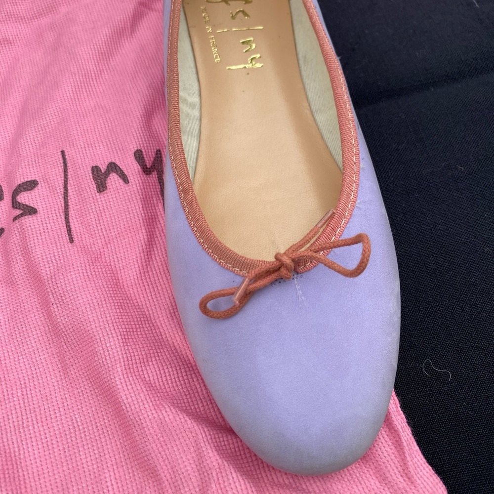 GORGEOUS lavender ballet flats from Lux brand French Sole
